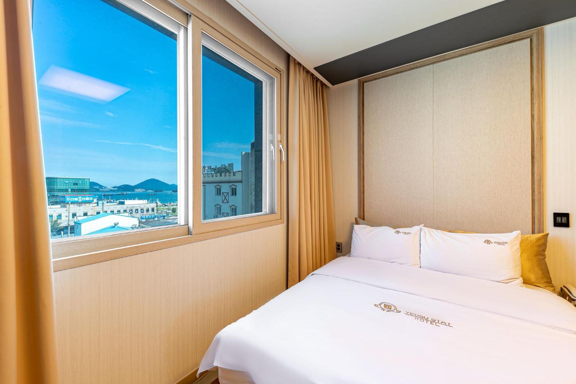 Yeosu Stay Hotel Kamer foto