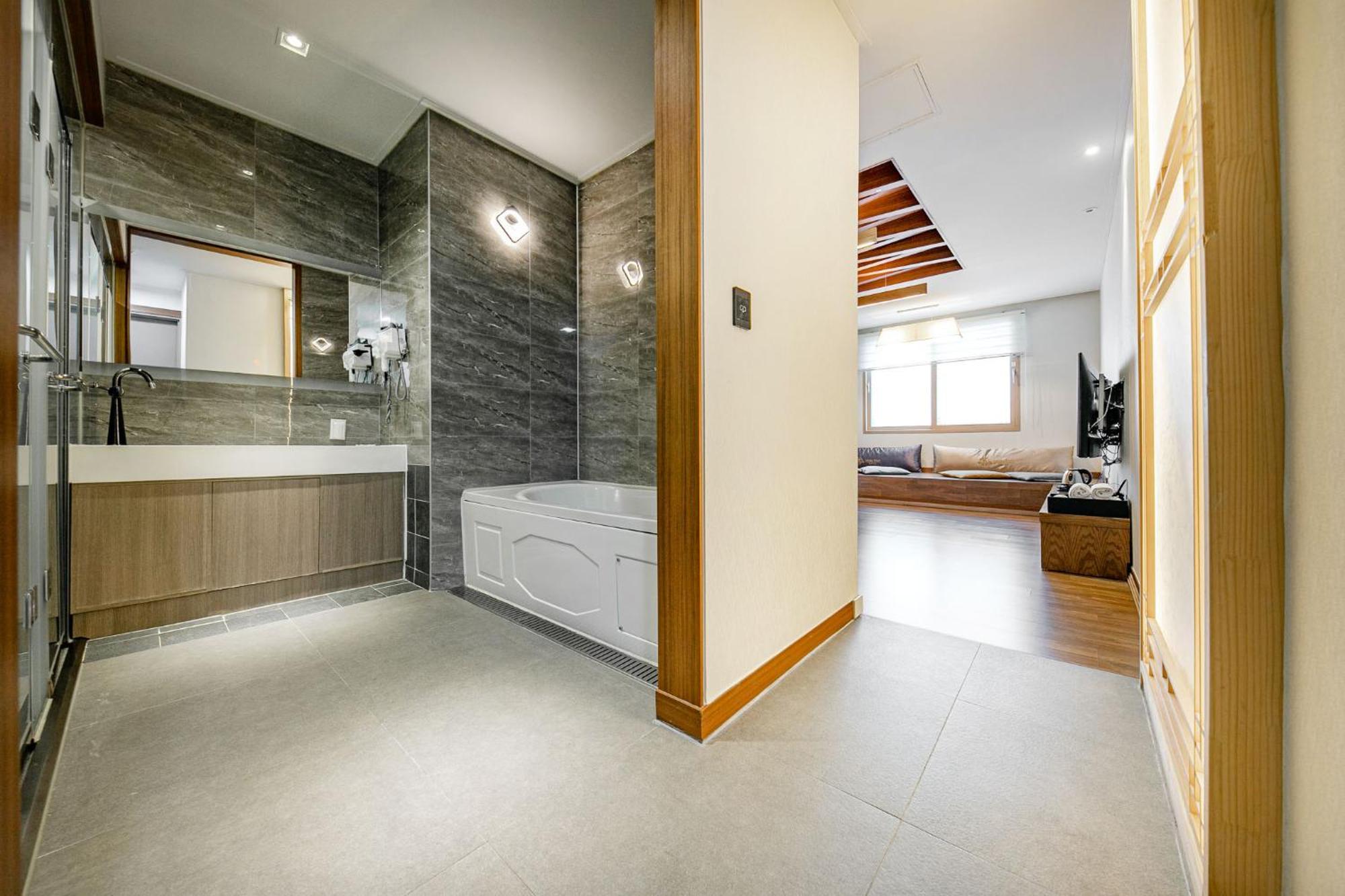 Yeosu Stay Hotel Kamer foto