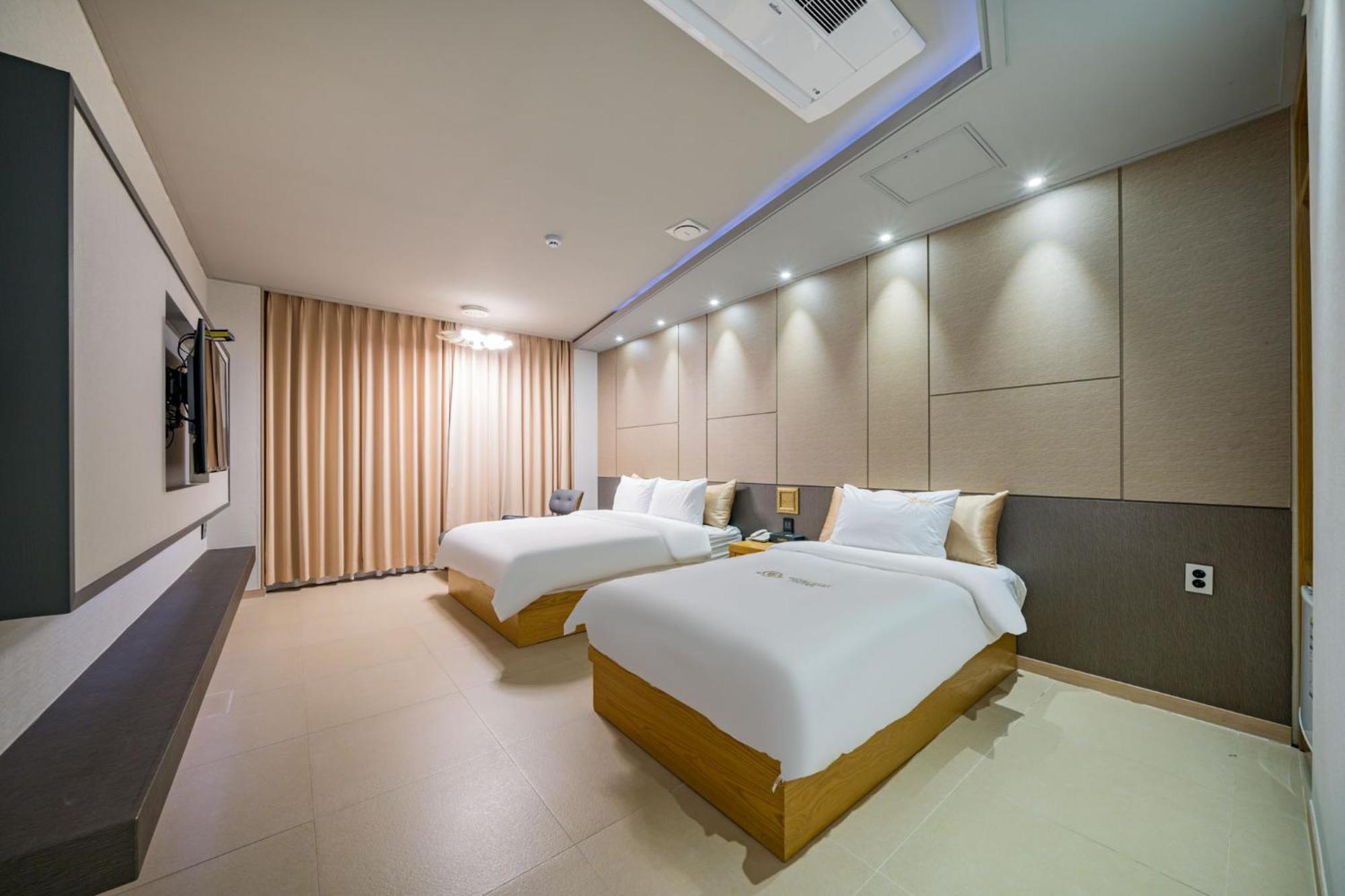 Yeosu Stay Hotel Kamer foto