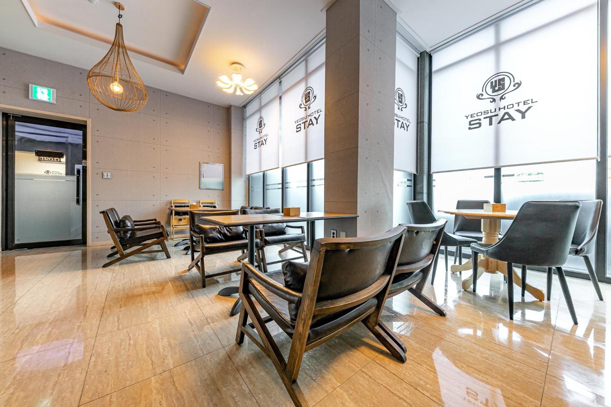 Yeosu Stay Hotel Buitenkant foto