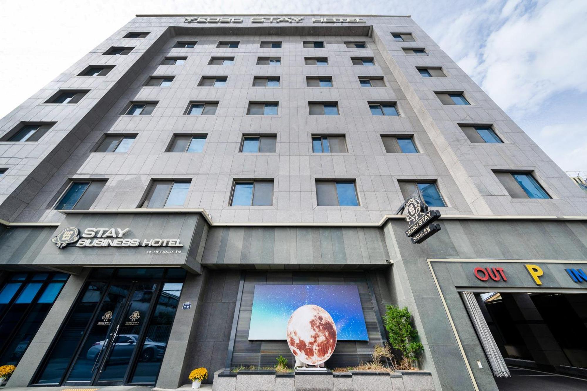 Yeosu Stay Hotel Buitenkant foto