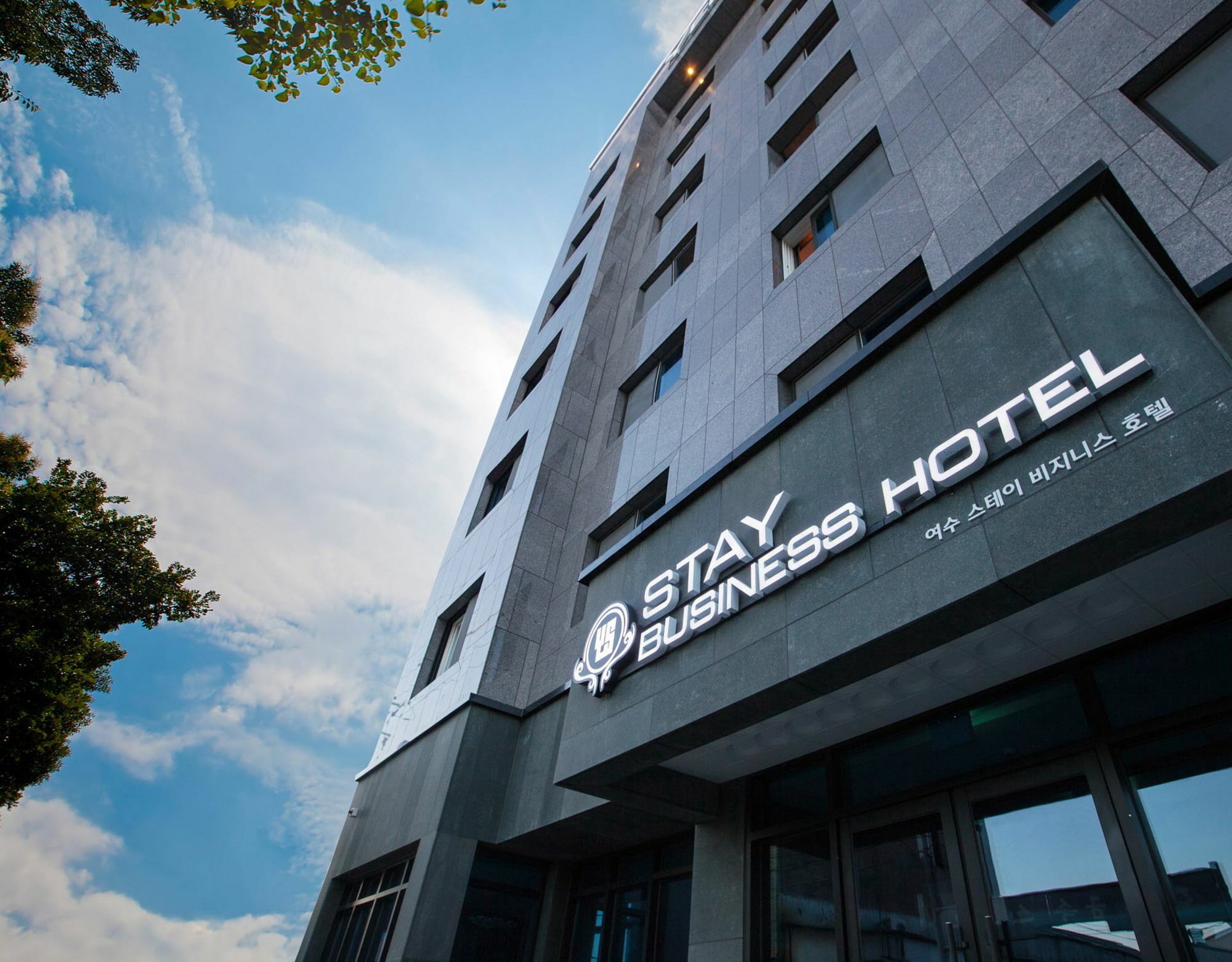Yeosu Stay Hotel Buitenkant foto